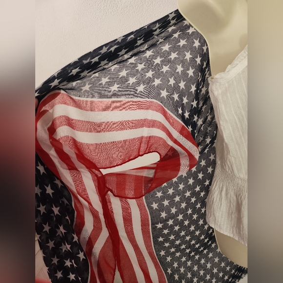 Coverup Patriotic Semi Sheer Stars And Stripes Red Size OS - Picture 10 of 10